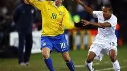 那不勒斯官方宣布换帅，德劳伦蒂斯告别加图索